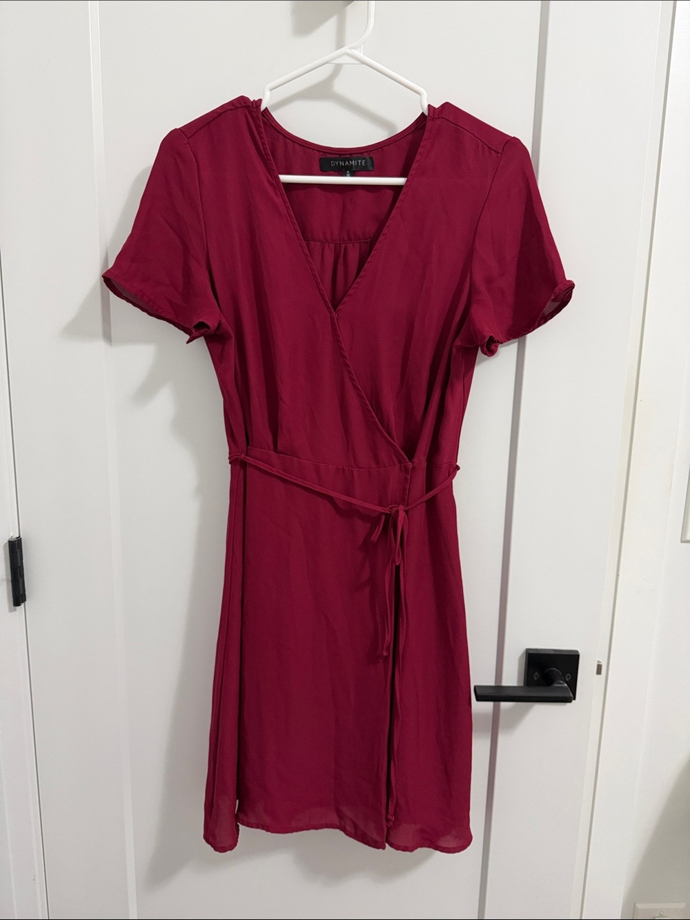 Dynamite Women’s Burgundy Short-Sleeve Wrap Dress